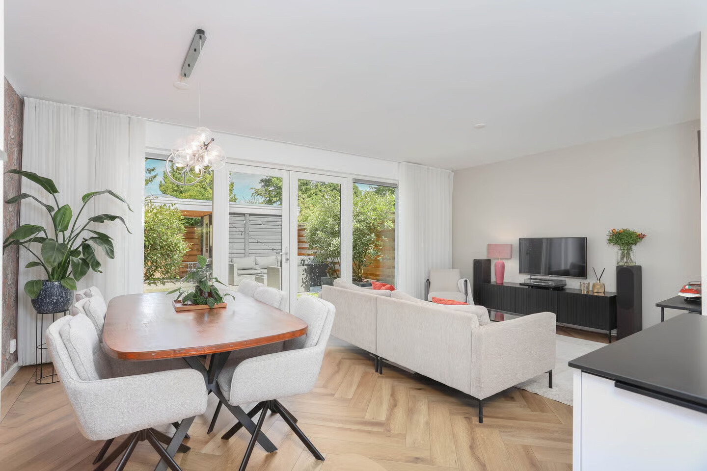 Tussenwoning te koop: Etna 36, Utrecht