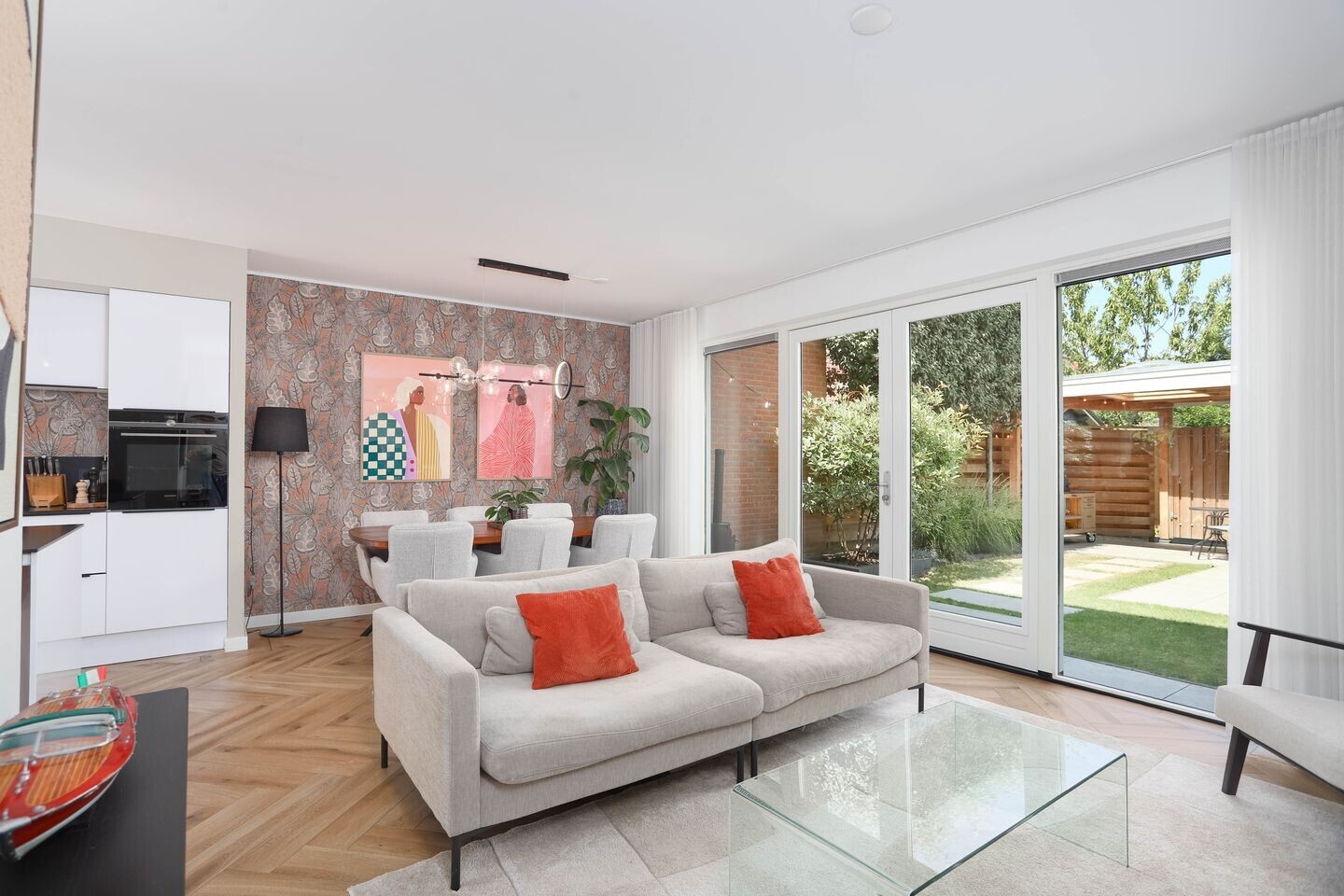 Tussenwoning te koop: Etna 36, Utrecht