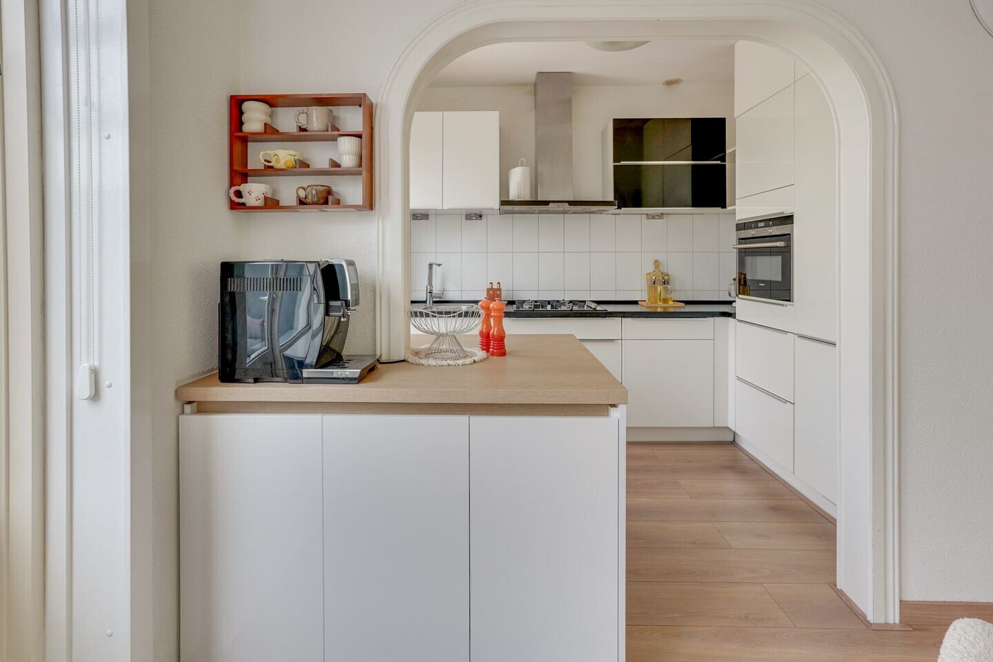 Tussenwoning te koop: Musketierlaan 9, Utrecht