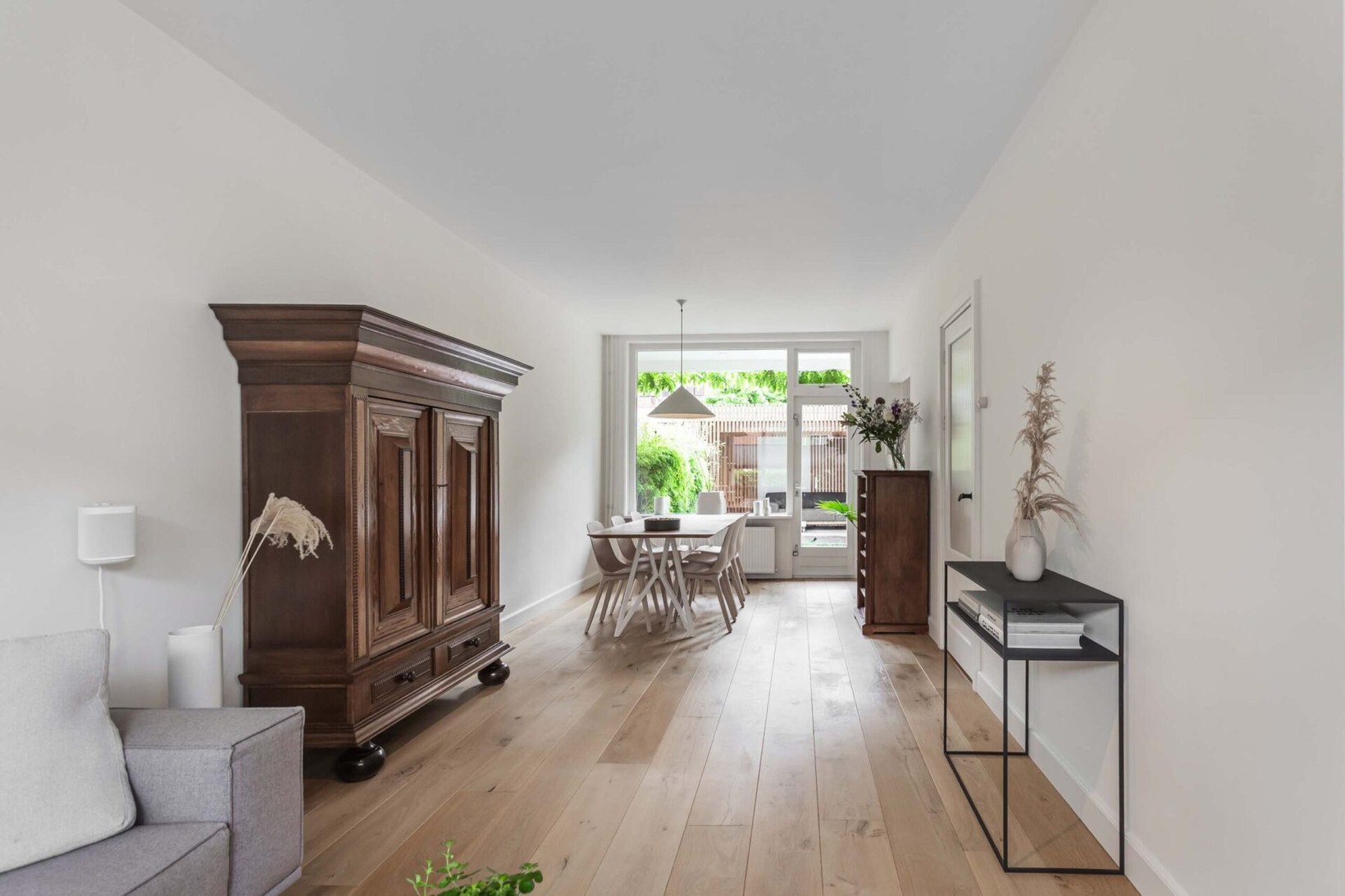 Tussenwoning te koop: Hooft Graaflandstraat 69, Utrecht