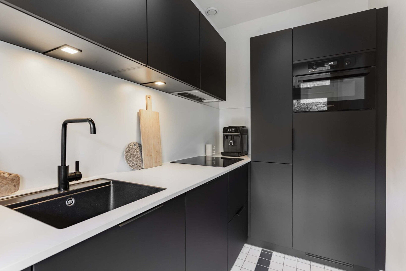Tussenwoning te koop: Hooft Graaflandstraat 69, Utrecht