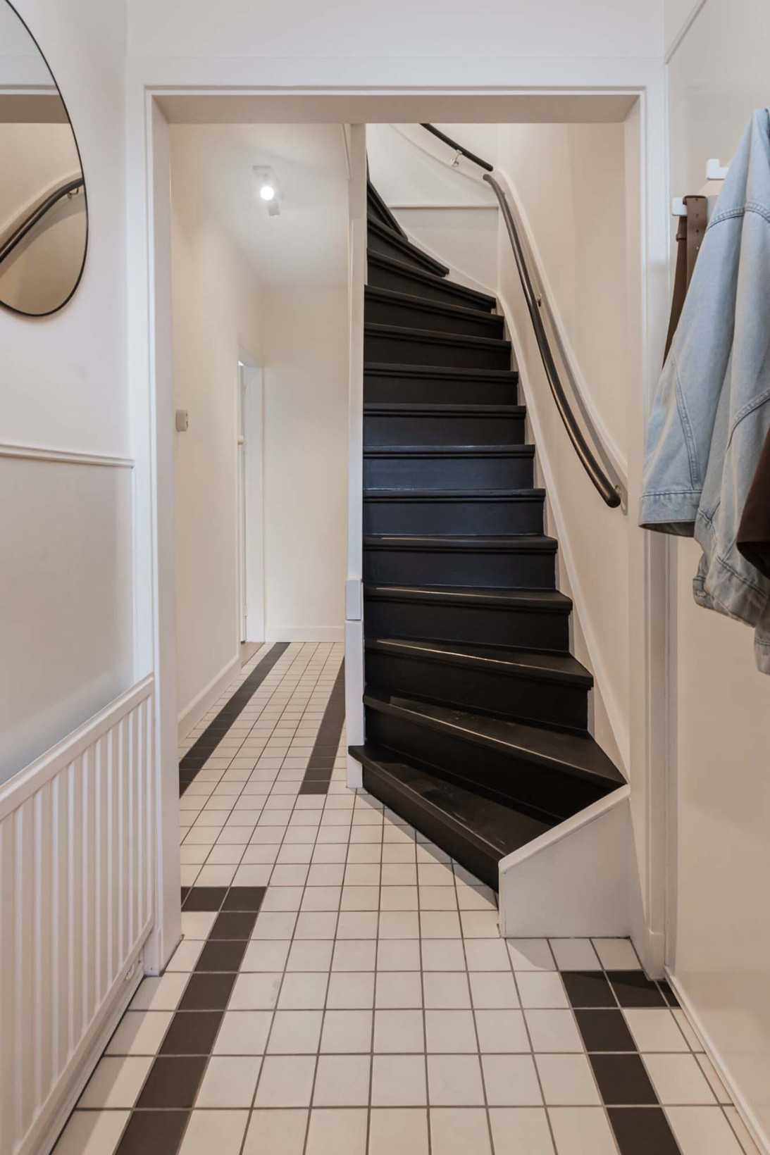 Tussenwoning te koop: Hooft Graaflandstraat 69, Utrecht