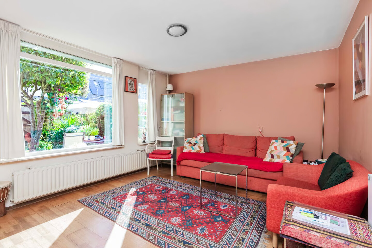 Tussenwoning te koop: Bertha von Suttnerlaan 13, Utrecht