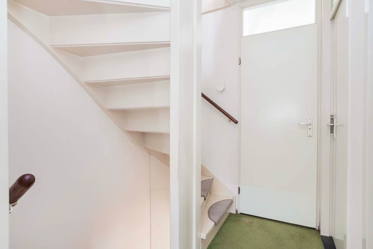 Tussenwoning te koop: Bertha von Suttnerlaan 13, Utrecht
