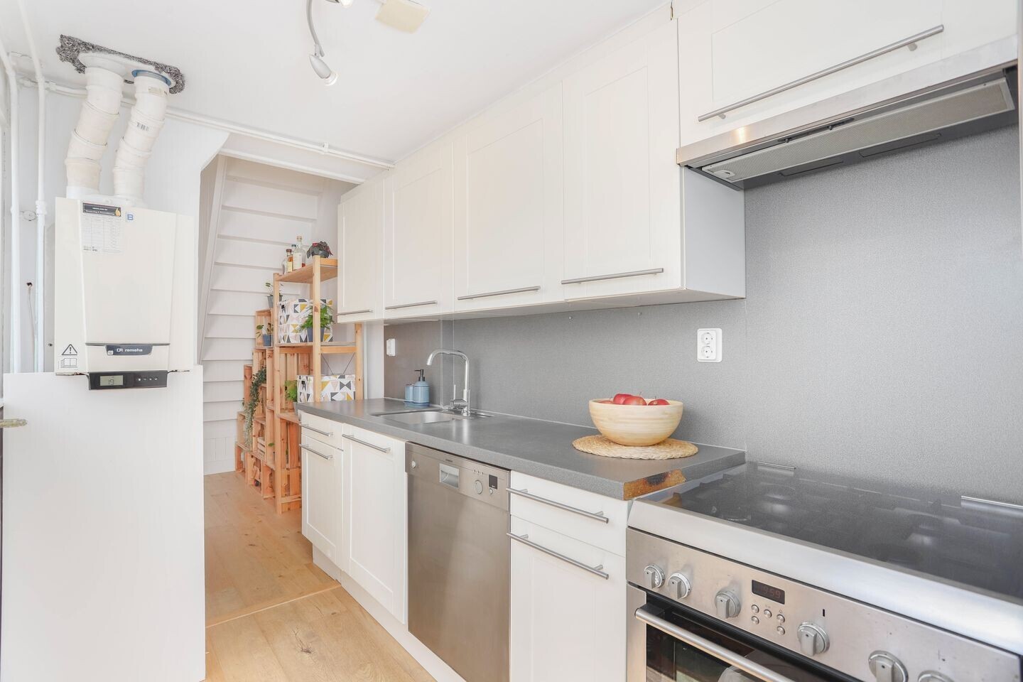 Tussenwoning te koop: Riouwstraat 4, Utrecht