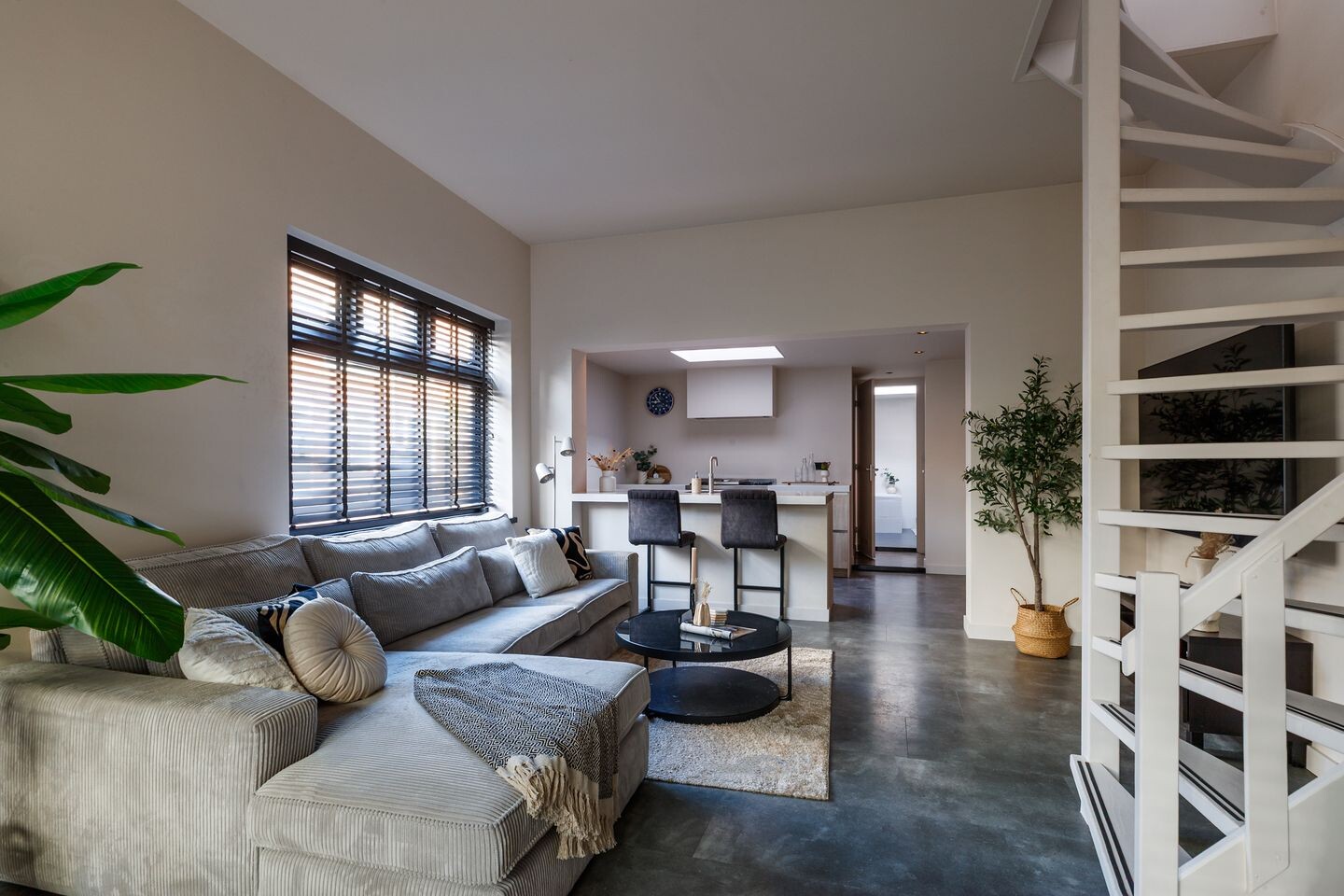 Hoekwoning te koop: Abel Tasmanstraat 70, Utrecht