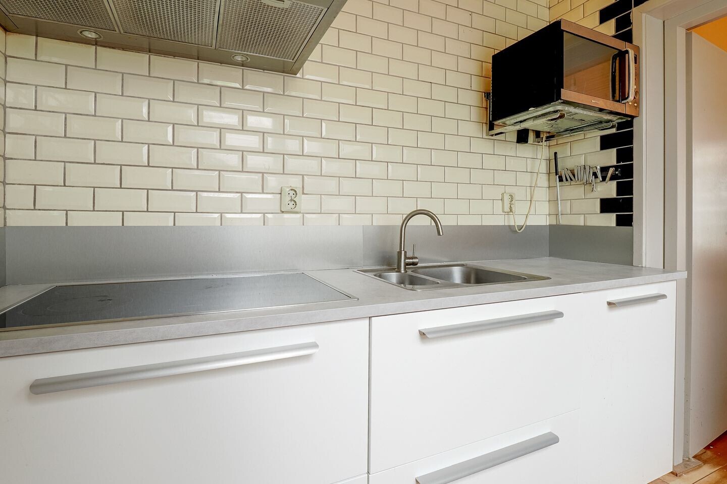 Tussenwoning te koop: Borneostraat 38, Utrecht