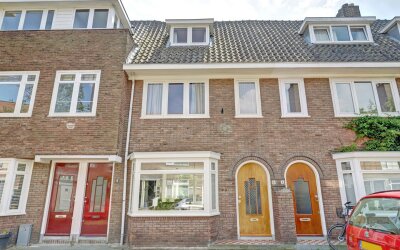 Bakhuizen v. 6