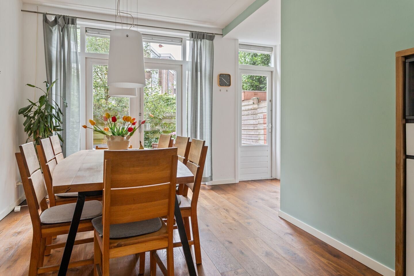 Tussenwoning te koop: Hasebroekstraat 15, Utrecht