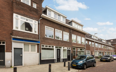 Hasebroekst. 2