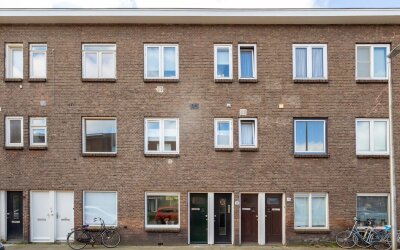 Menadostraat 24