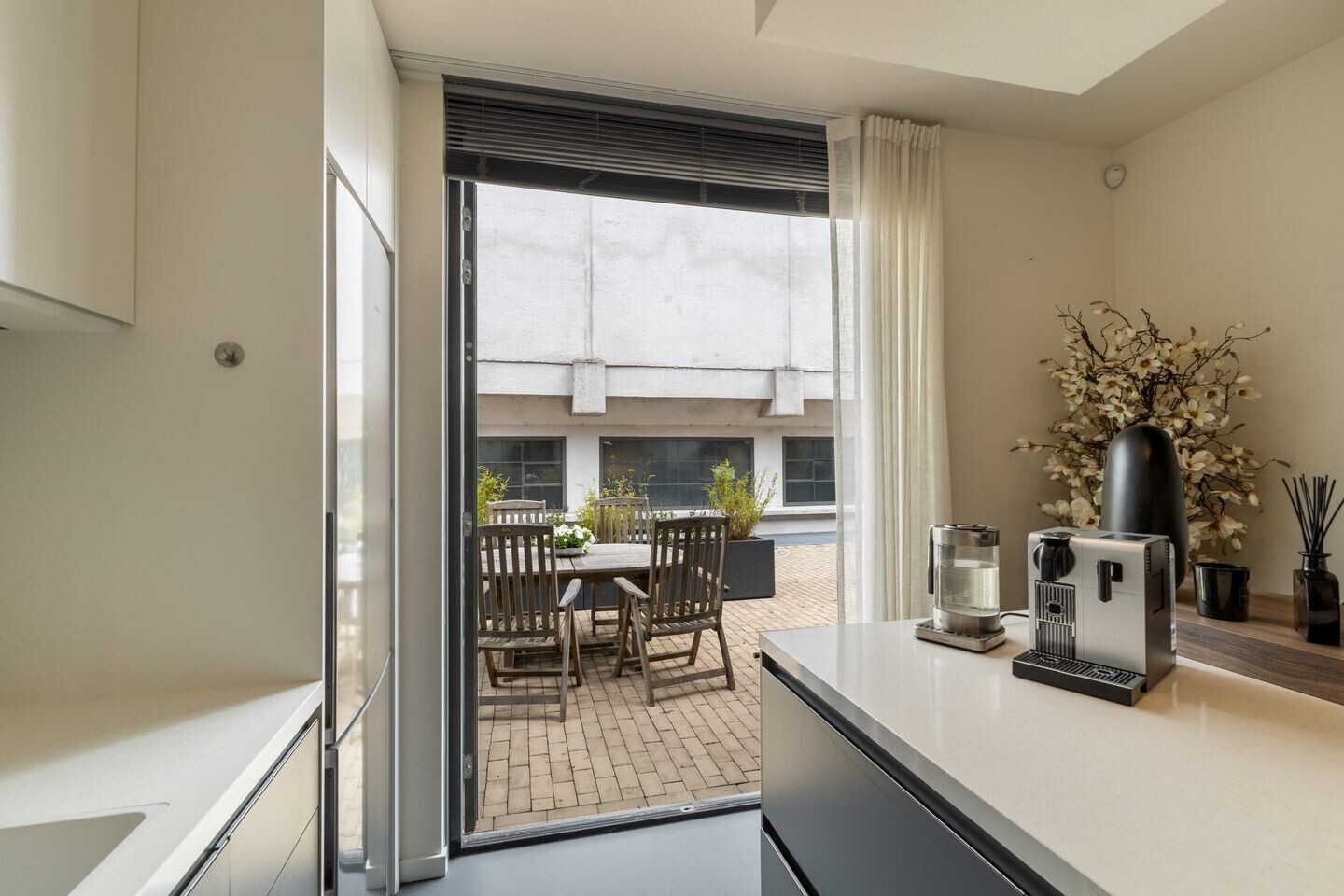 Tussenwoning te koop: Shakespearehof 2, Utrecht