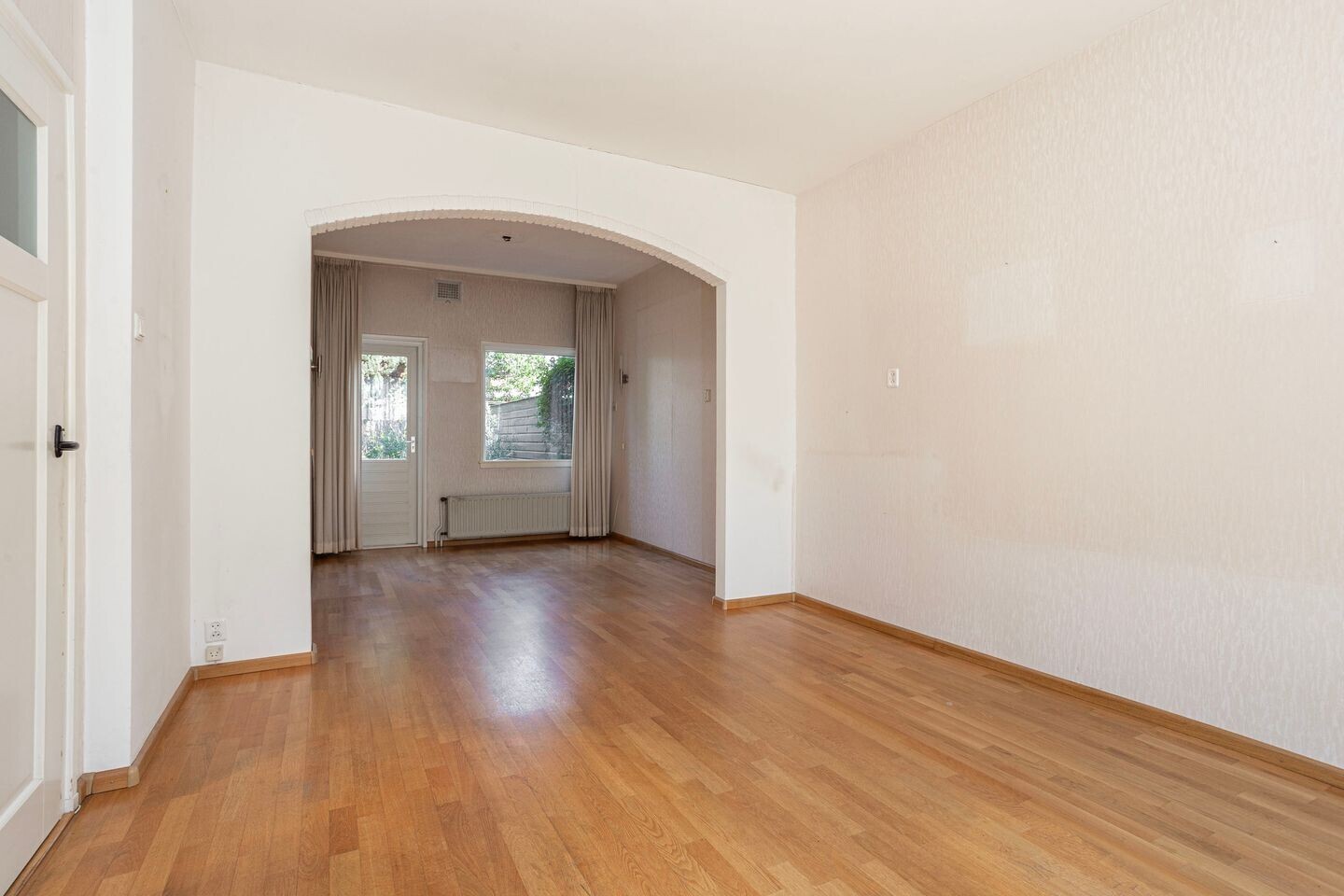 Tussenwoning te koop: Petristraat 11, Utrecht