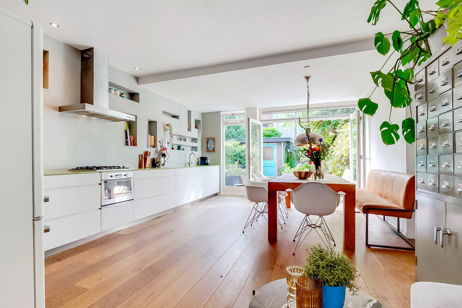 Tussenwoning te koop: Fregatstraat 24, Utrecht