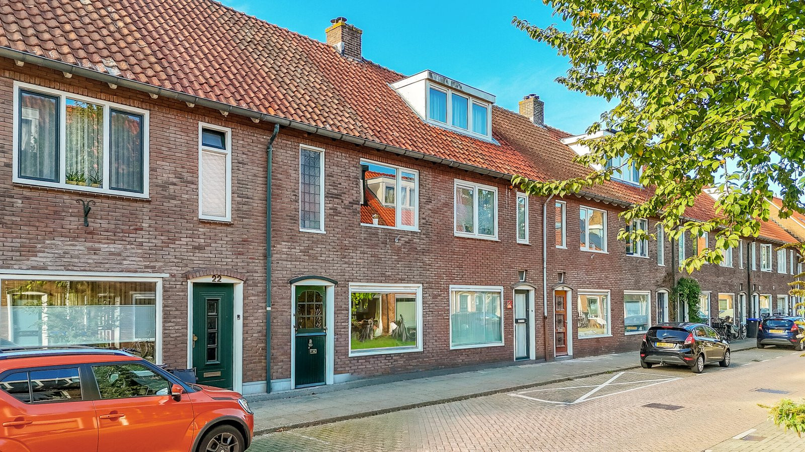 Tussenwoning te koop: Fregatstraat 24, Utrecht