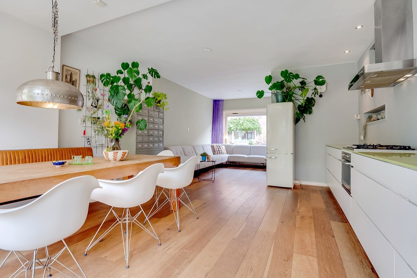 Tussenwoning te koop: Fregatstraat 24, Utrecht