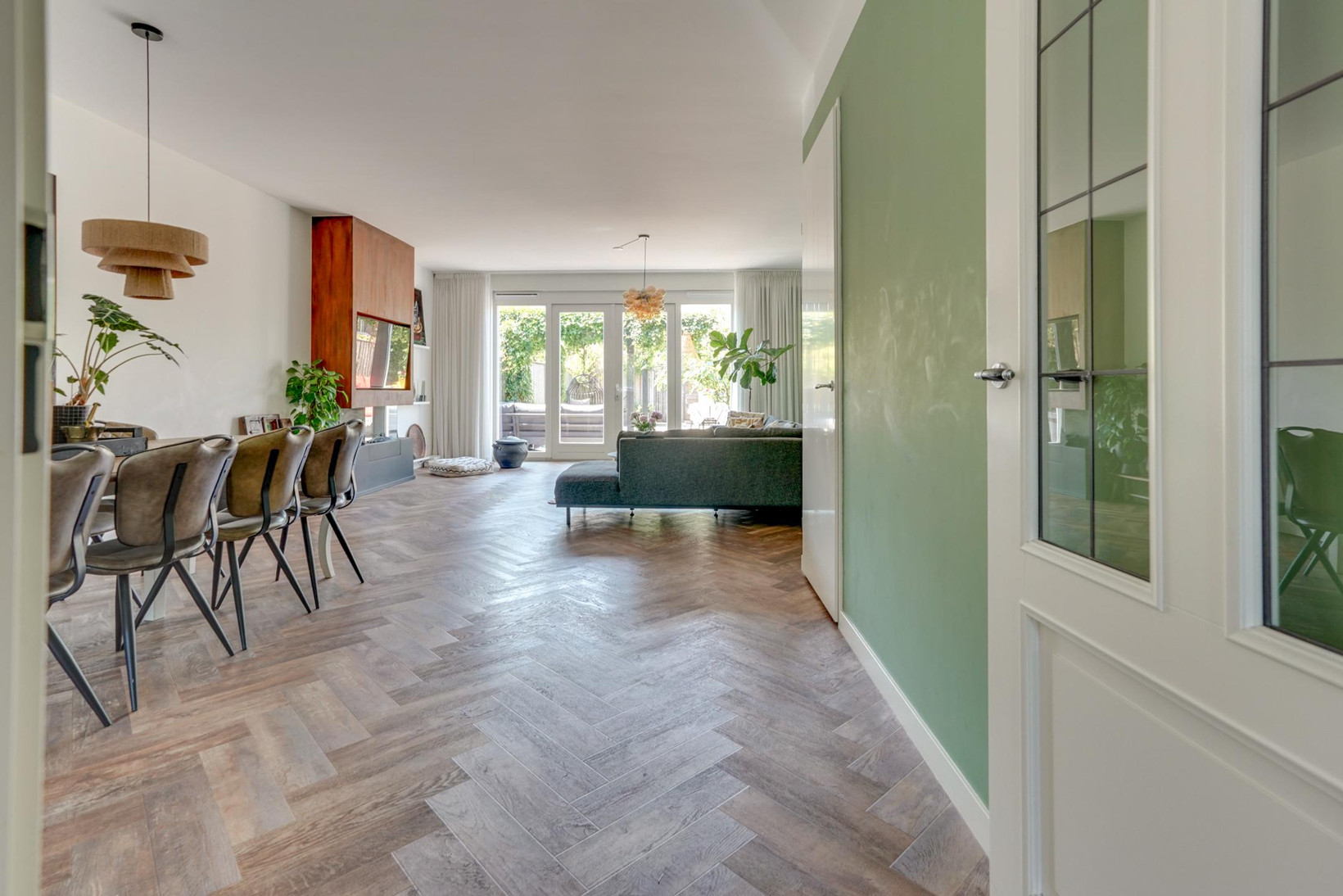 Tussenwoning te koop: Jan Wolkerssingel 143, Utrecht