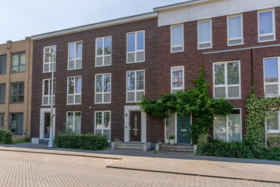 Jan Wolkerssingel 143