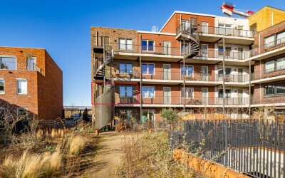 Eerste Munt. 77