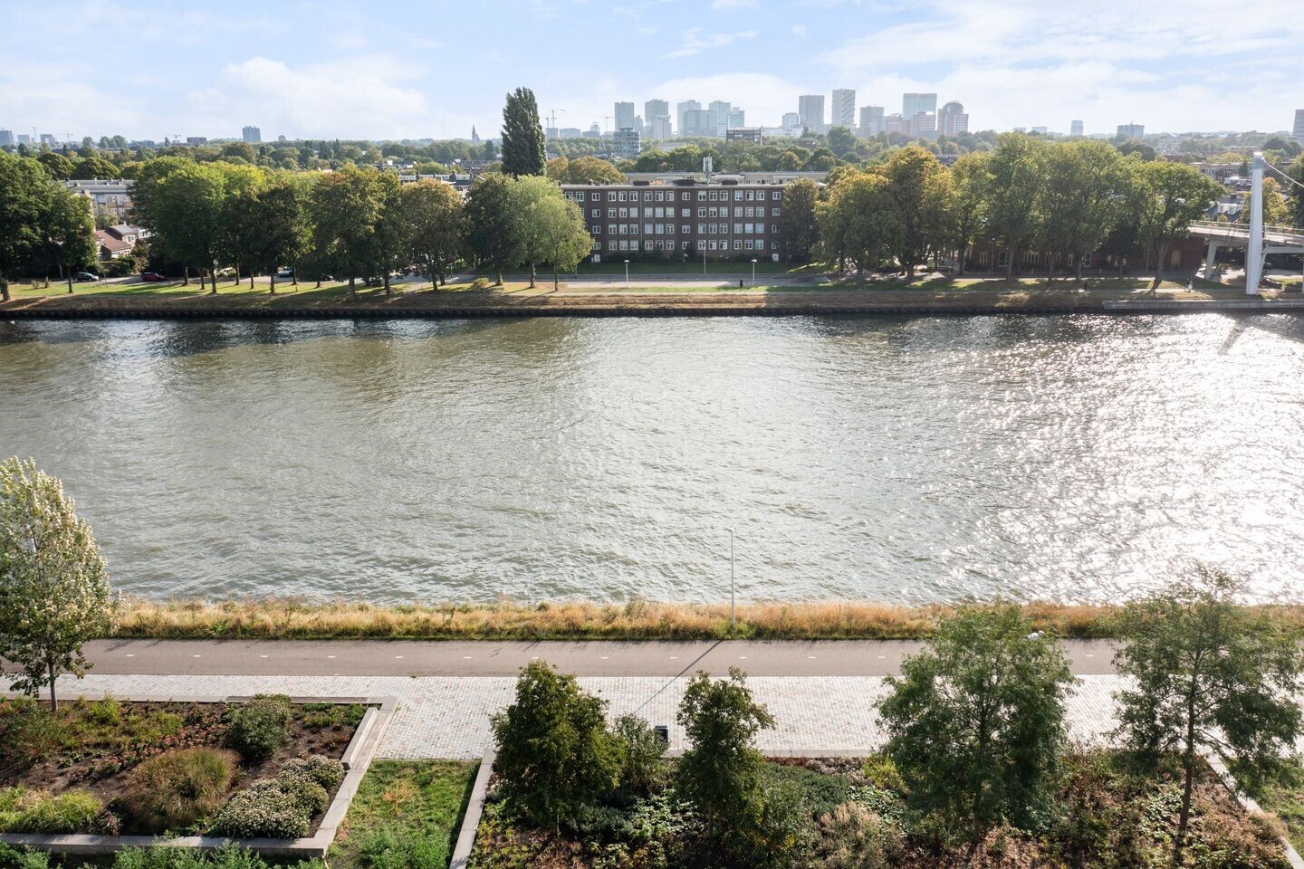 Tussenwoning te koop: Dukaatlaan 18, Utrecht