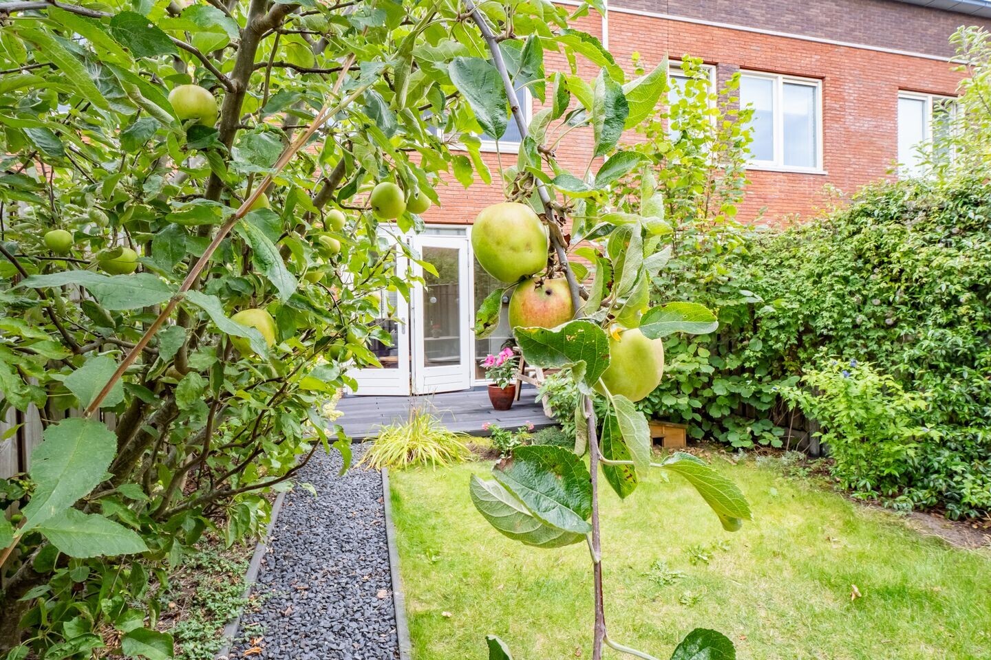 Tussenwoning te koop: Vanilleweg 57, Utrecht