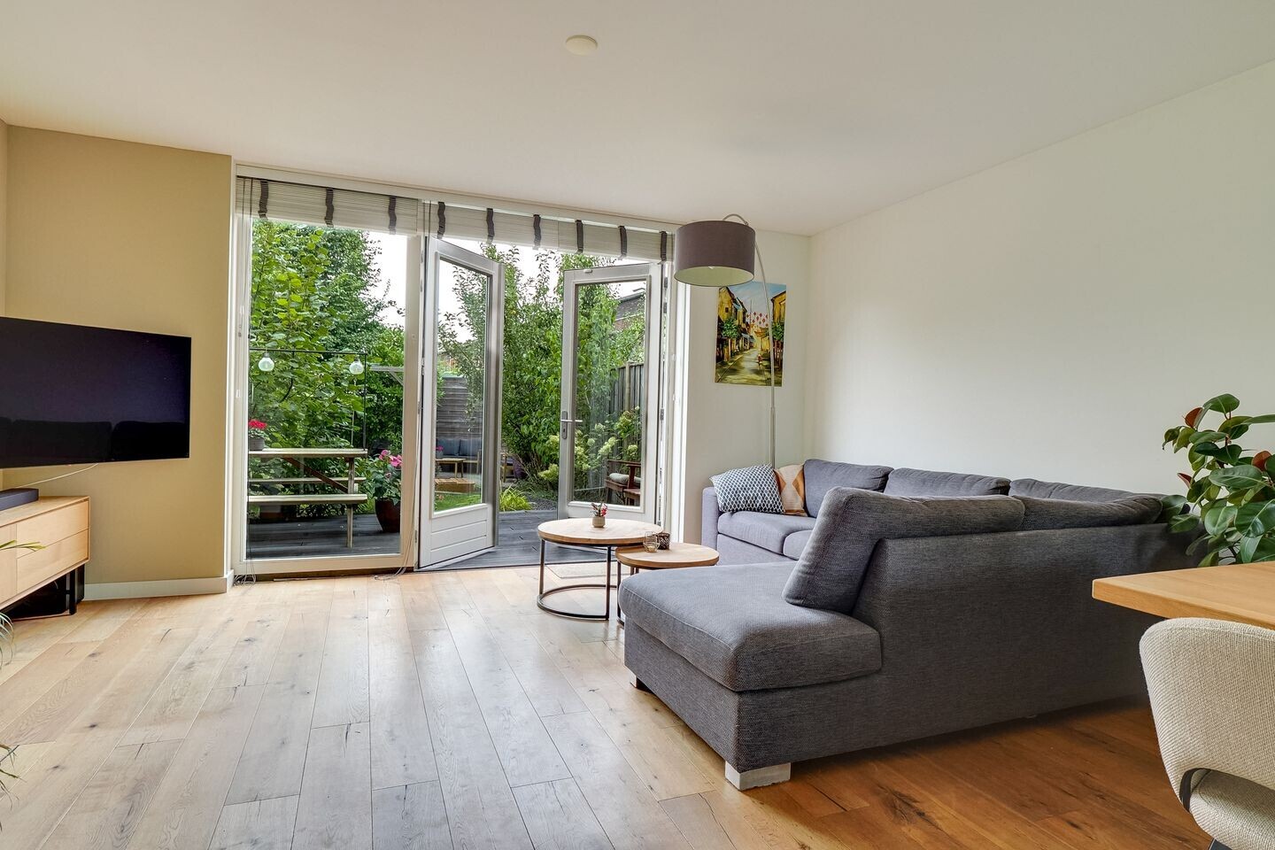 Tussenwoning te koop: Vanilleweg 57, Utrecht