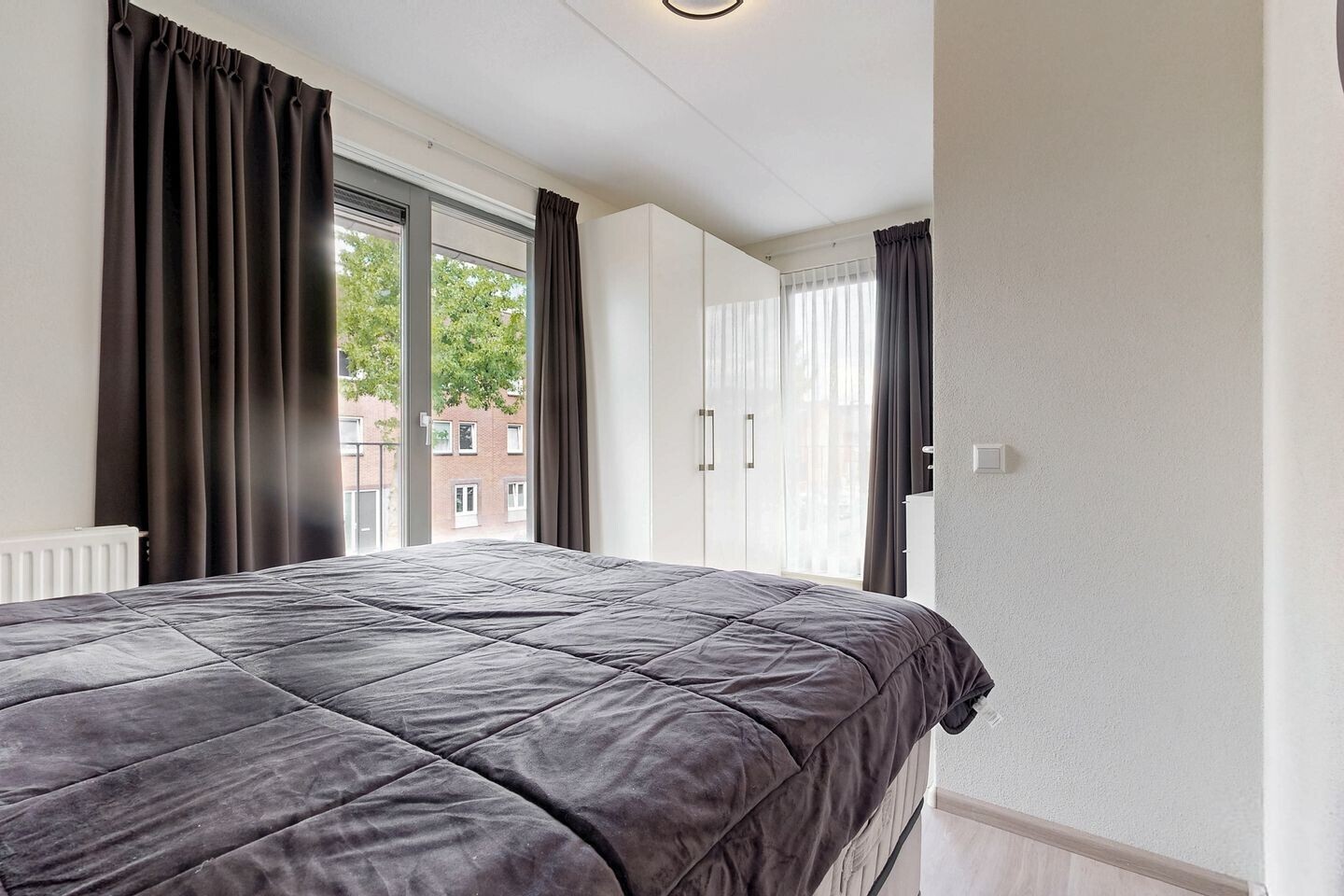 Hoekwoning te koop: Emile Hullebroeckstraat 17, Utrecht