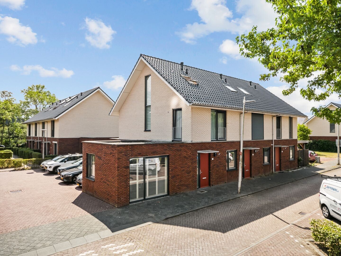 Hoekwoning te koop: Emile Hullebroeckstraat 17, Utrecht