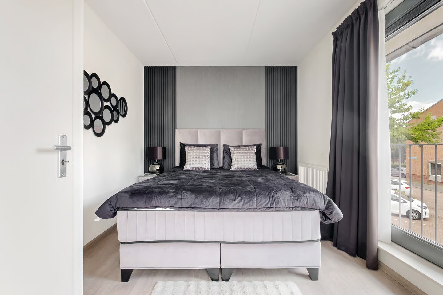 Hoekwoning te koop: Emile Hullebroeckstraat 17, Utrecht