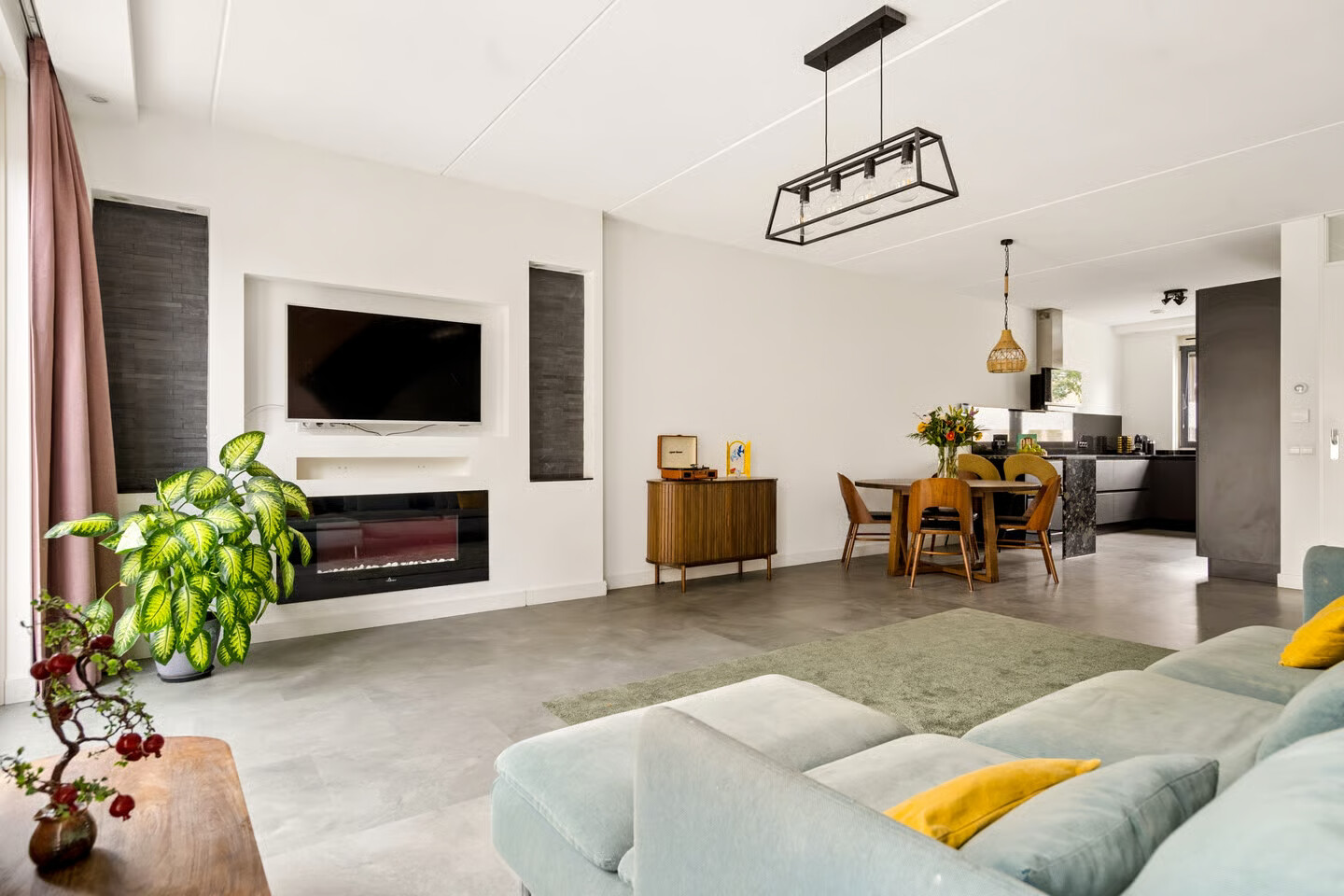 Tussenwoning te koop: Roy Eldridgepad 19, Utrecht