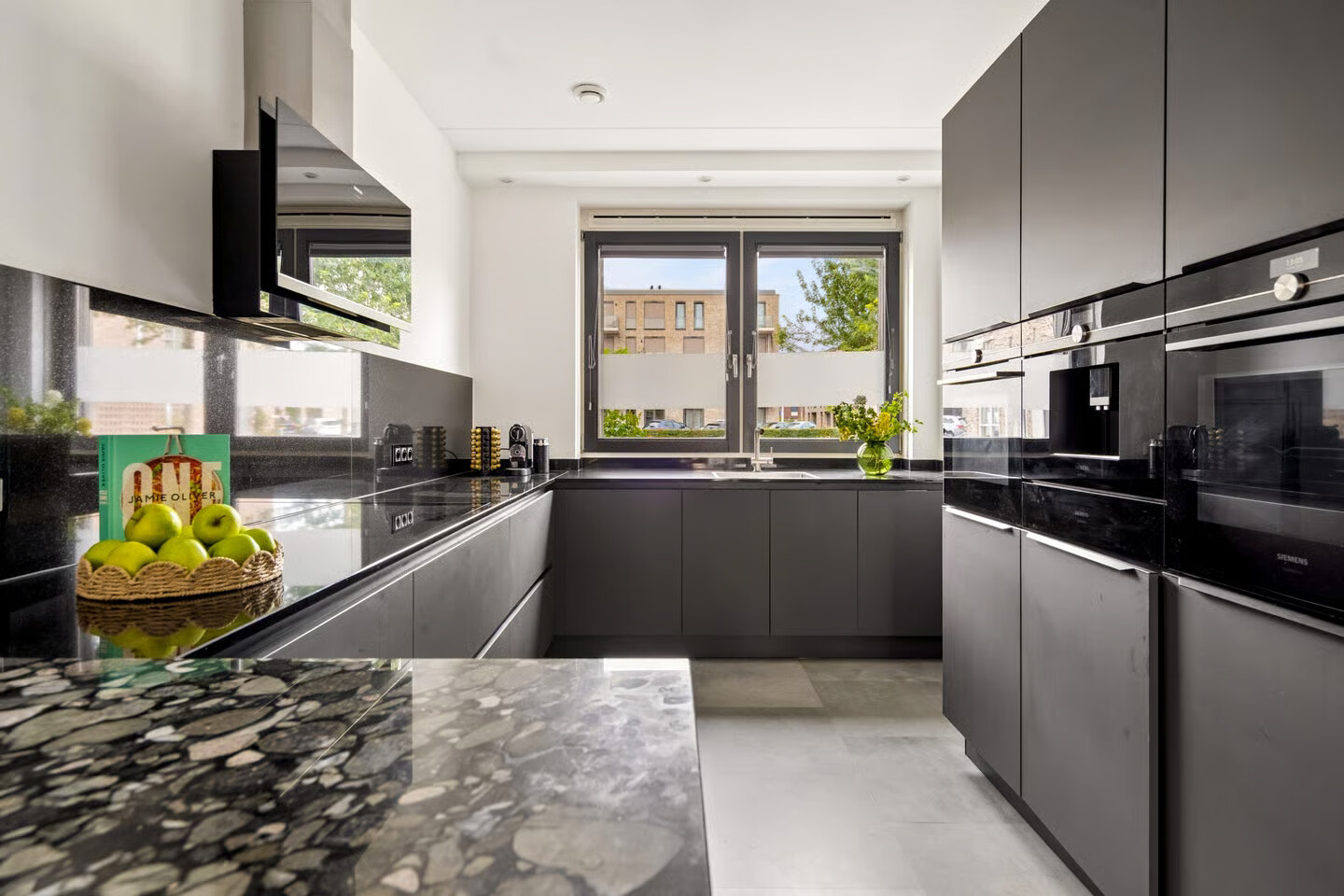 Tussenwoning te koop: Roy Eldridgepad 19, Utrecht