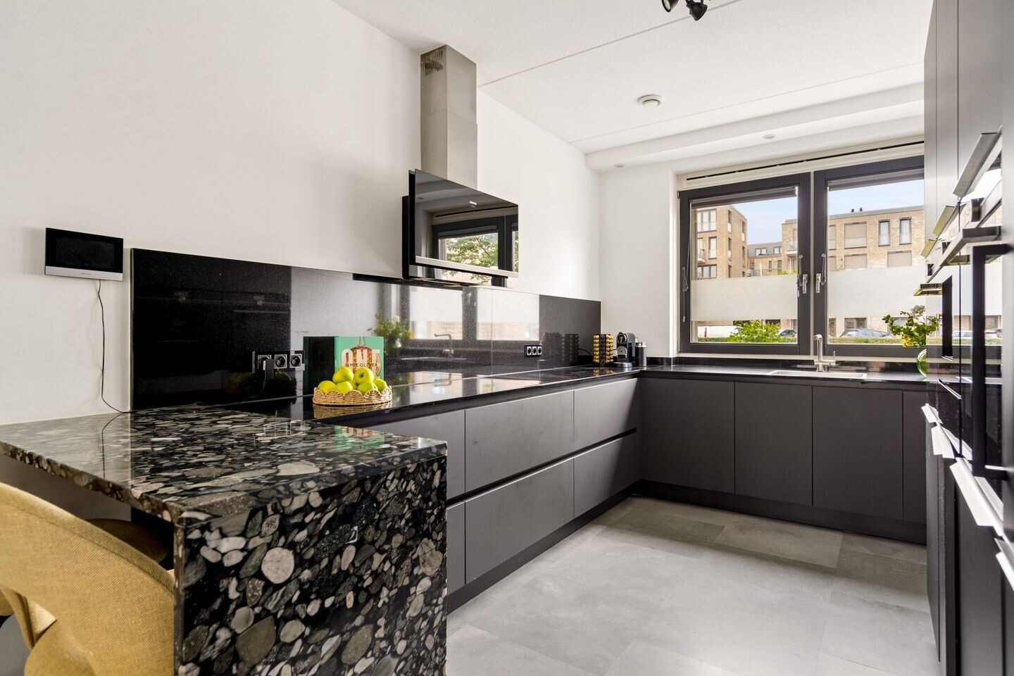 Tussenwoning te koop: Roy Eldridgepad 19, Utrecht