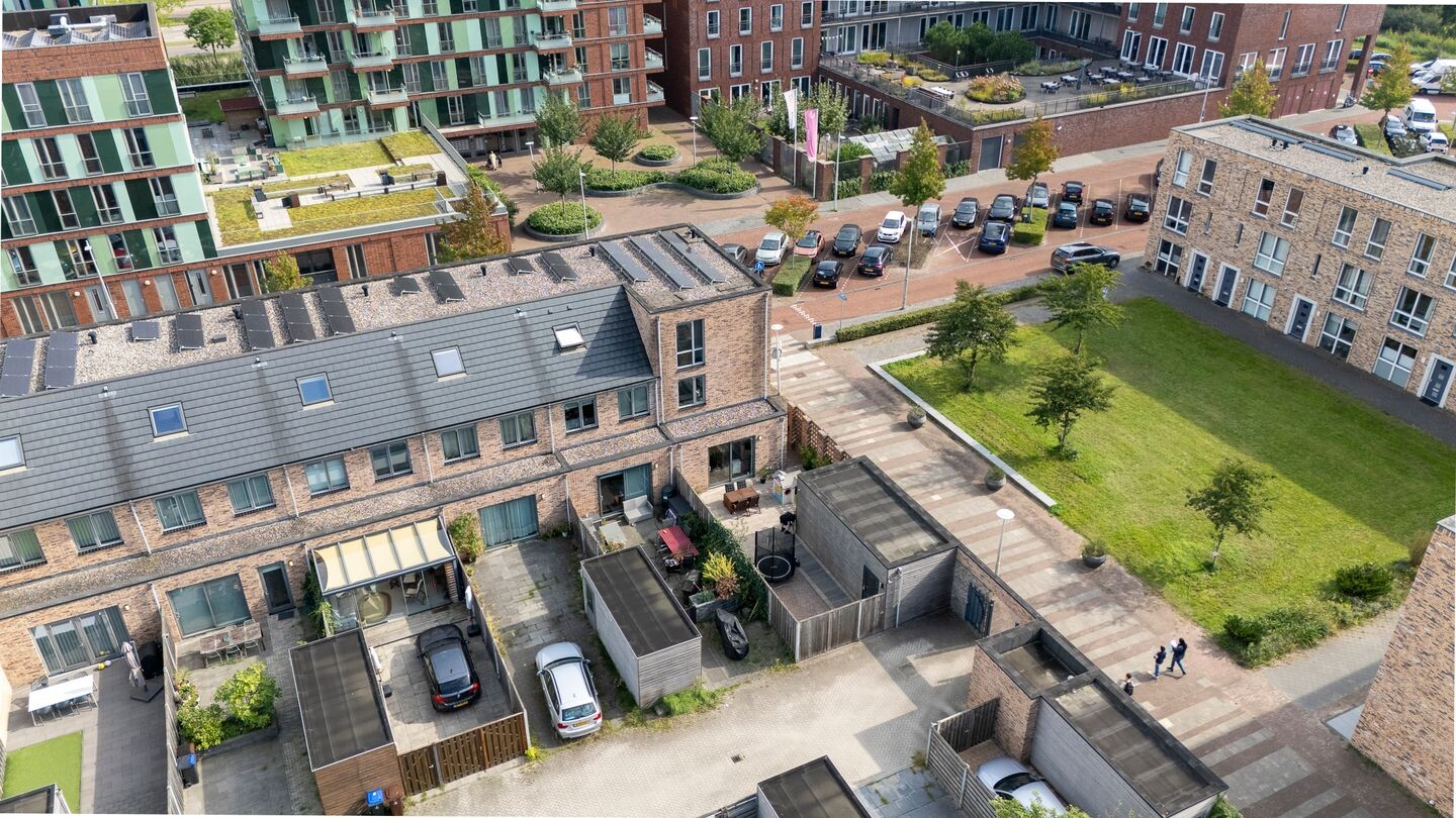 Hoekwoning te koop: Roy Eldridgepad 8, Utrecht