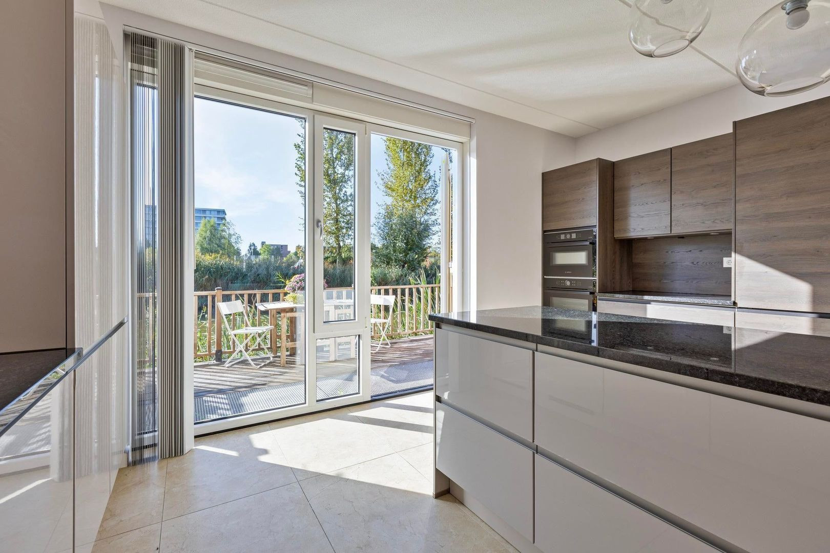 Hoekwoning te huur: Rudolf Kattnigghof 4, Utrecht