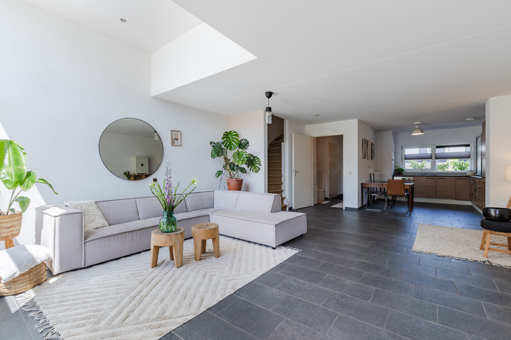 Tussenwoning te koop: Walter Kollolaan 212, Utrecht