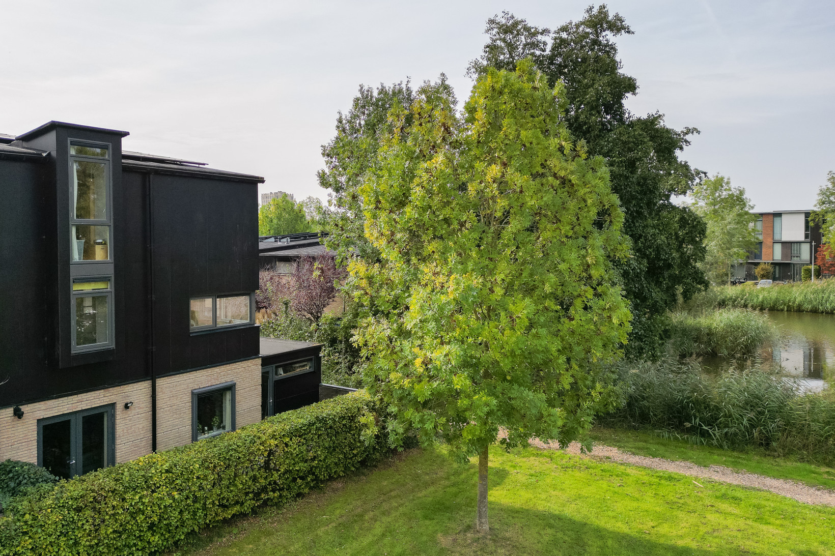 Hoekwoning te koop: Richard Heubergerhof 14, Utrecht