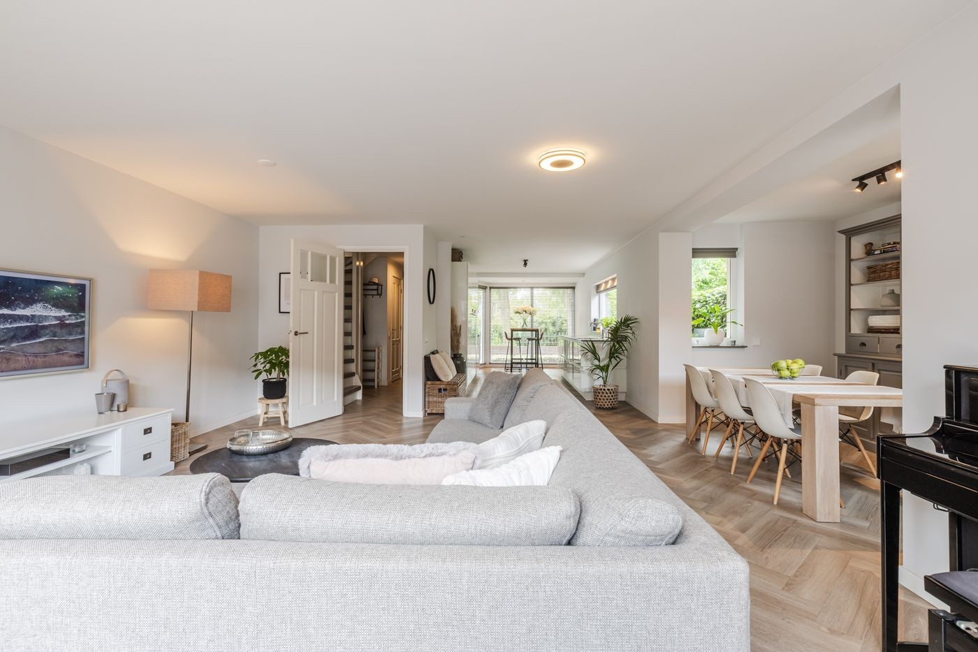 Hoekwoning te koop: Rozemarijnsingel 49, Utrecht