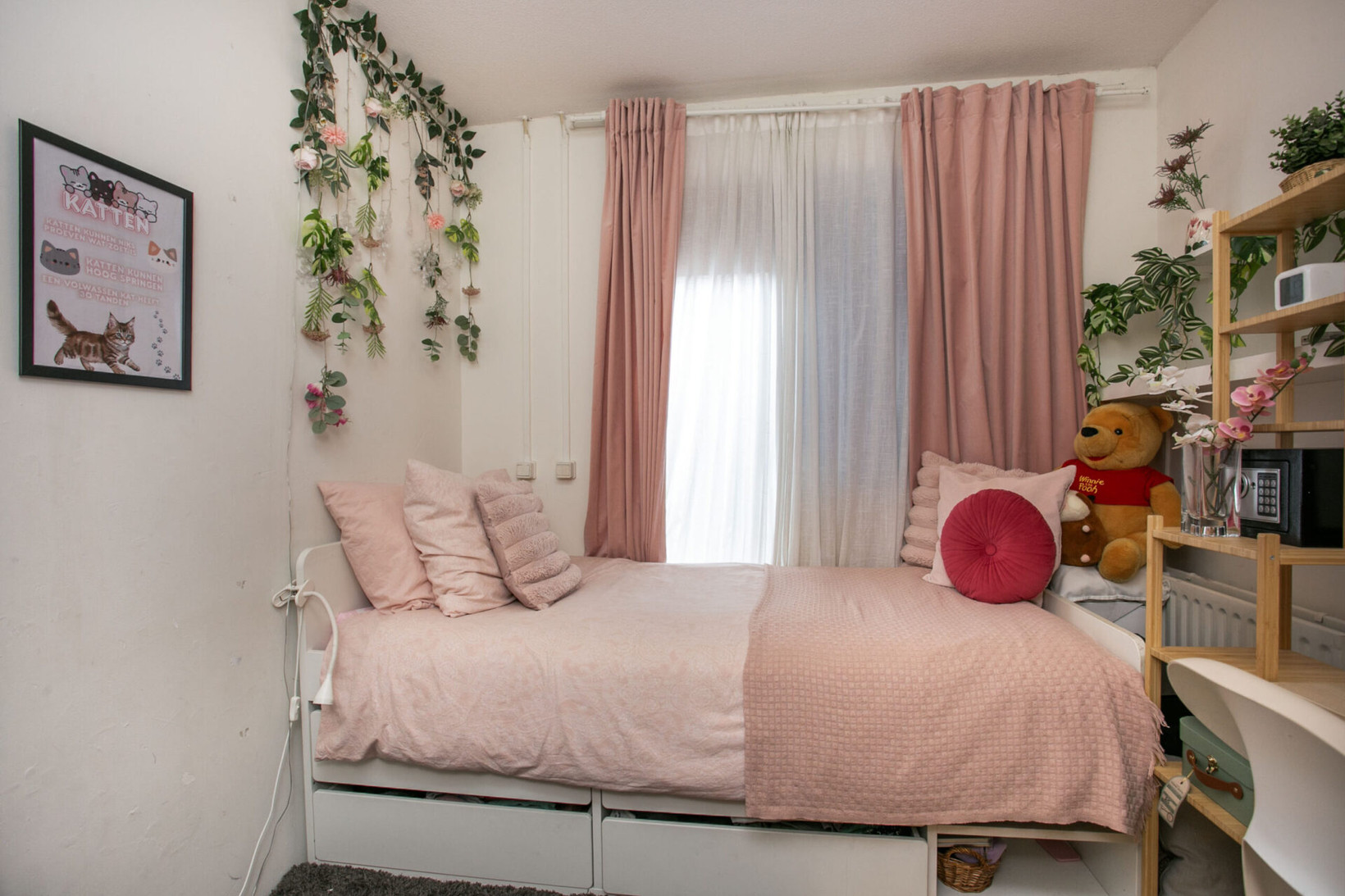 Tussenwoning te koop: Karwijstraat 26, Utrecht