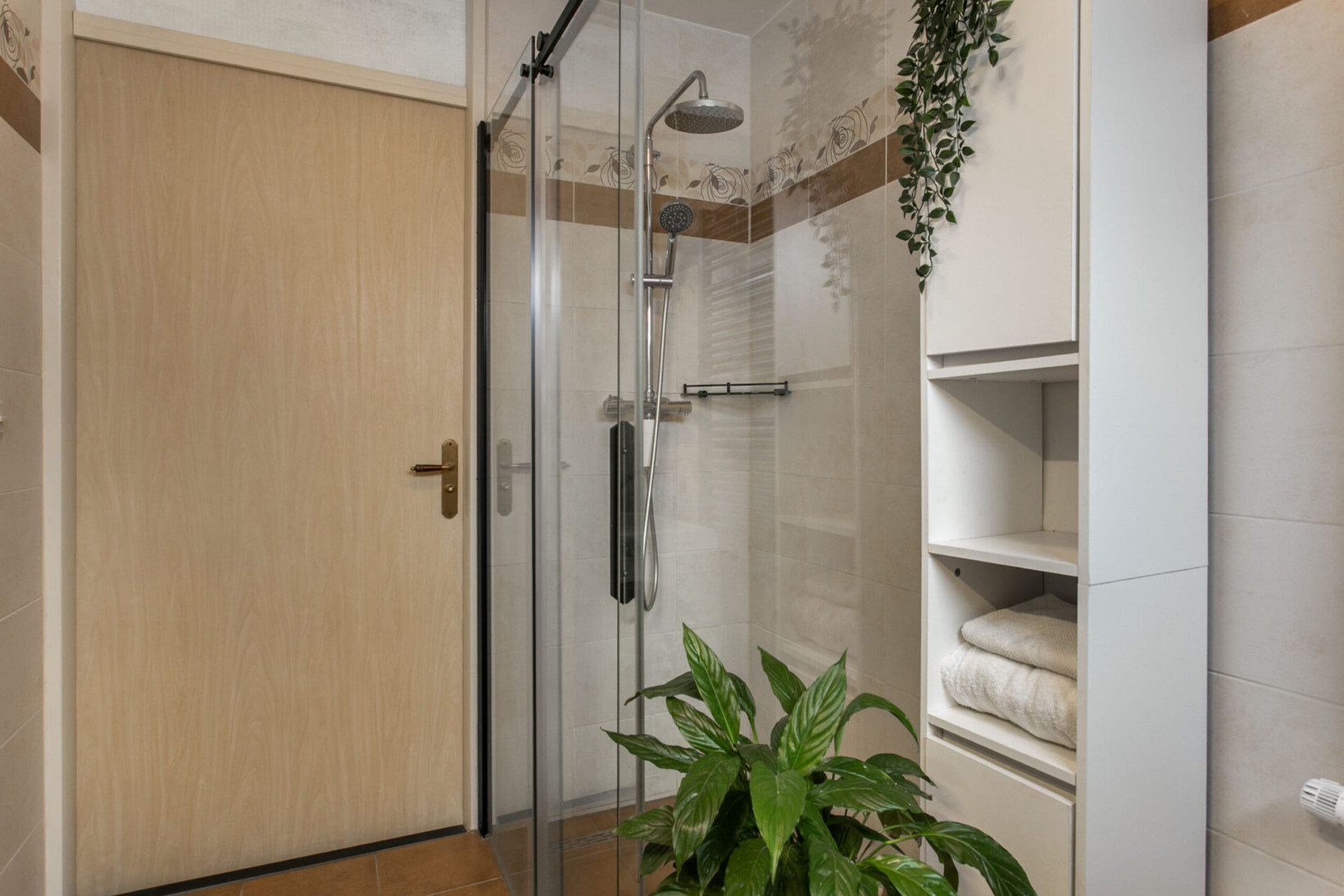 Tussenwoning te koop: Karwijstraat 26, Utrecht