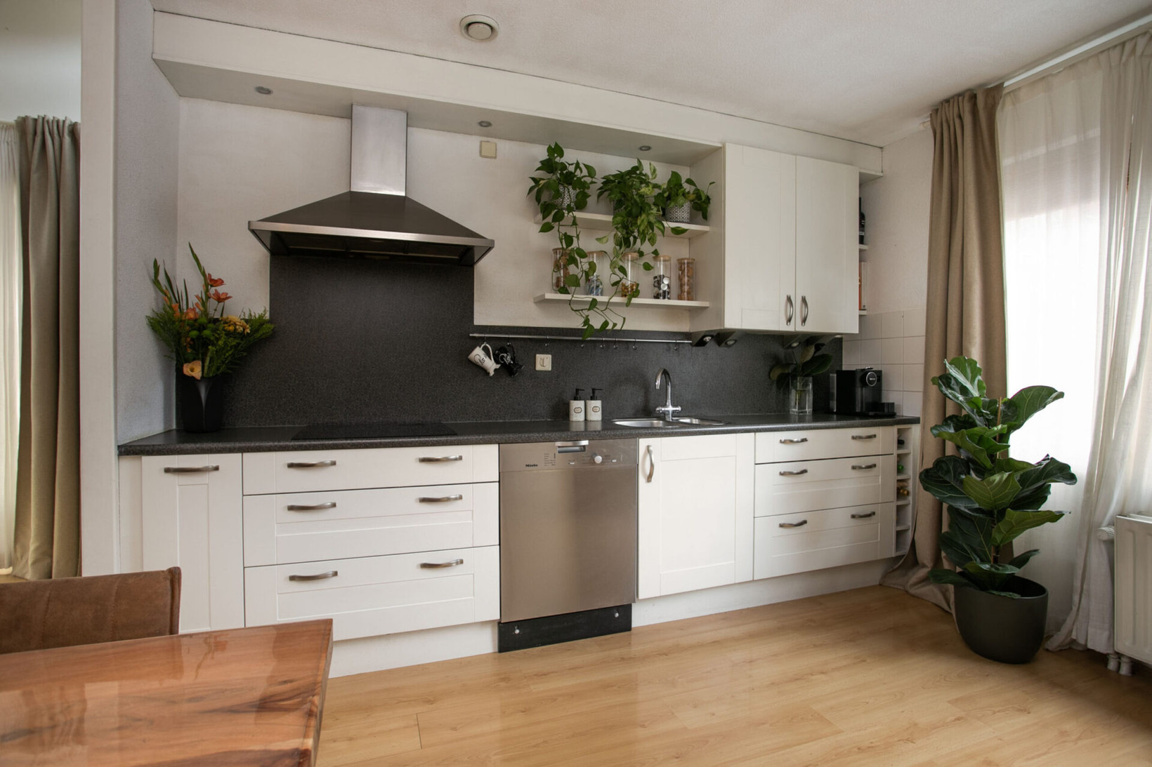Tussenwoning te koop: Karwijstraat 26, Utrecht