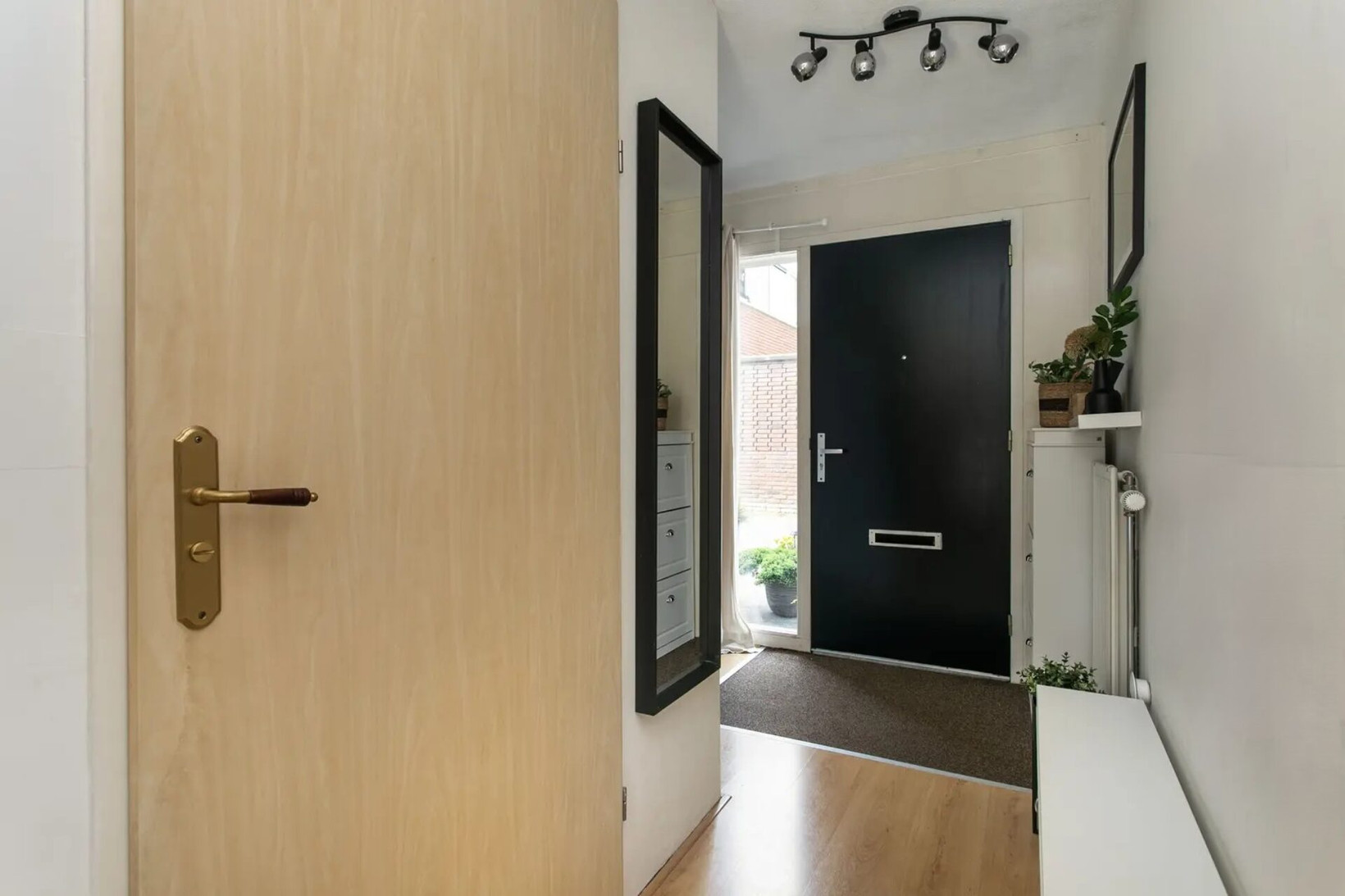 Tussenwoning te koop: Karwijstraat 26, Utrecht