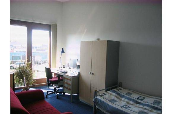 Tussenwoning te koop: Mierikswortelstraat 28, Utrecht