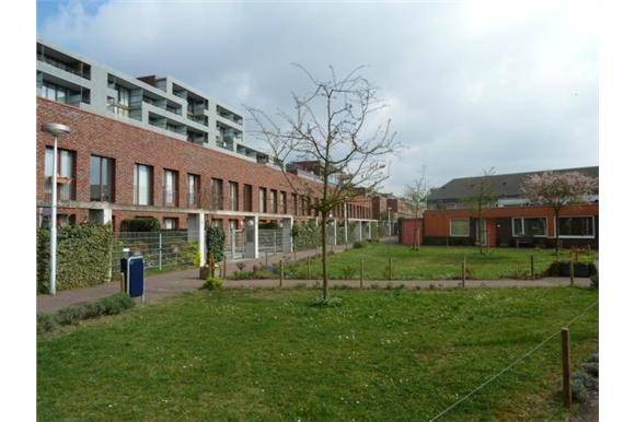 Tussenwoning te koop: Mierikswortelstraat 28, Utrecht