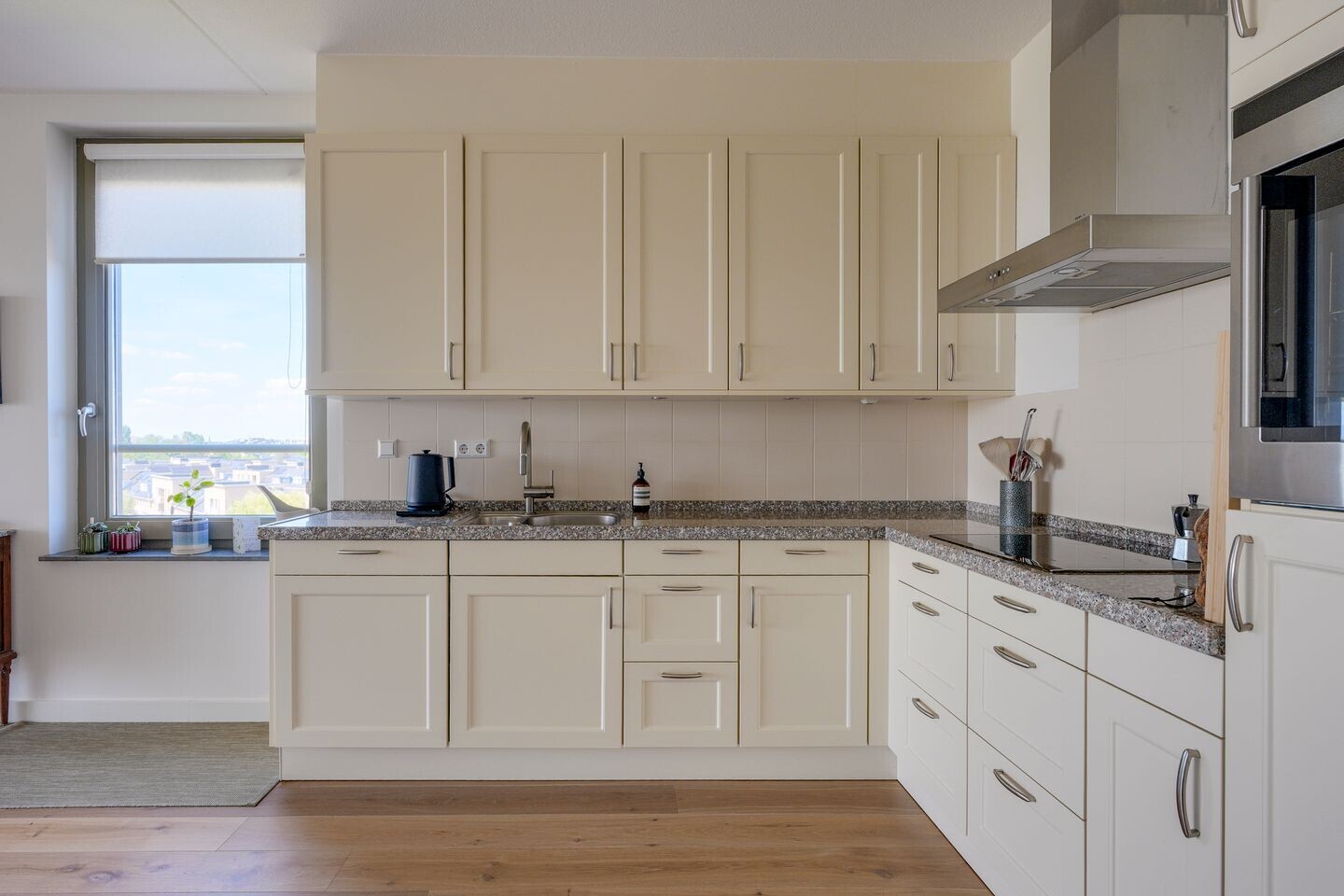 Appartement te koop: Luzernevlinder 122, Utrecht