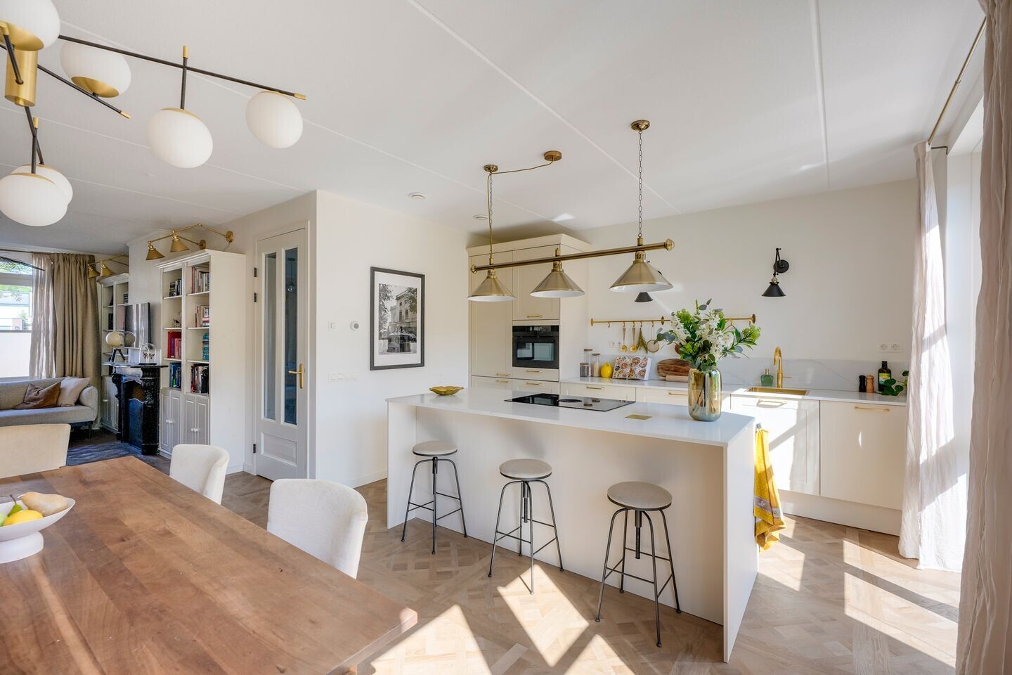 Tussenwoning te koop: Burgemeester Westralaan 14, Utrecht