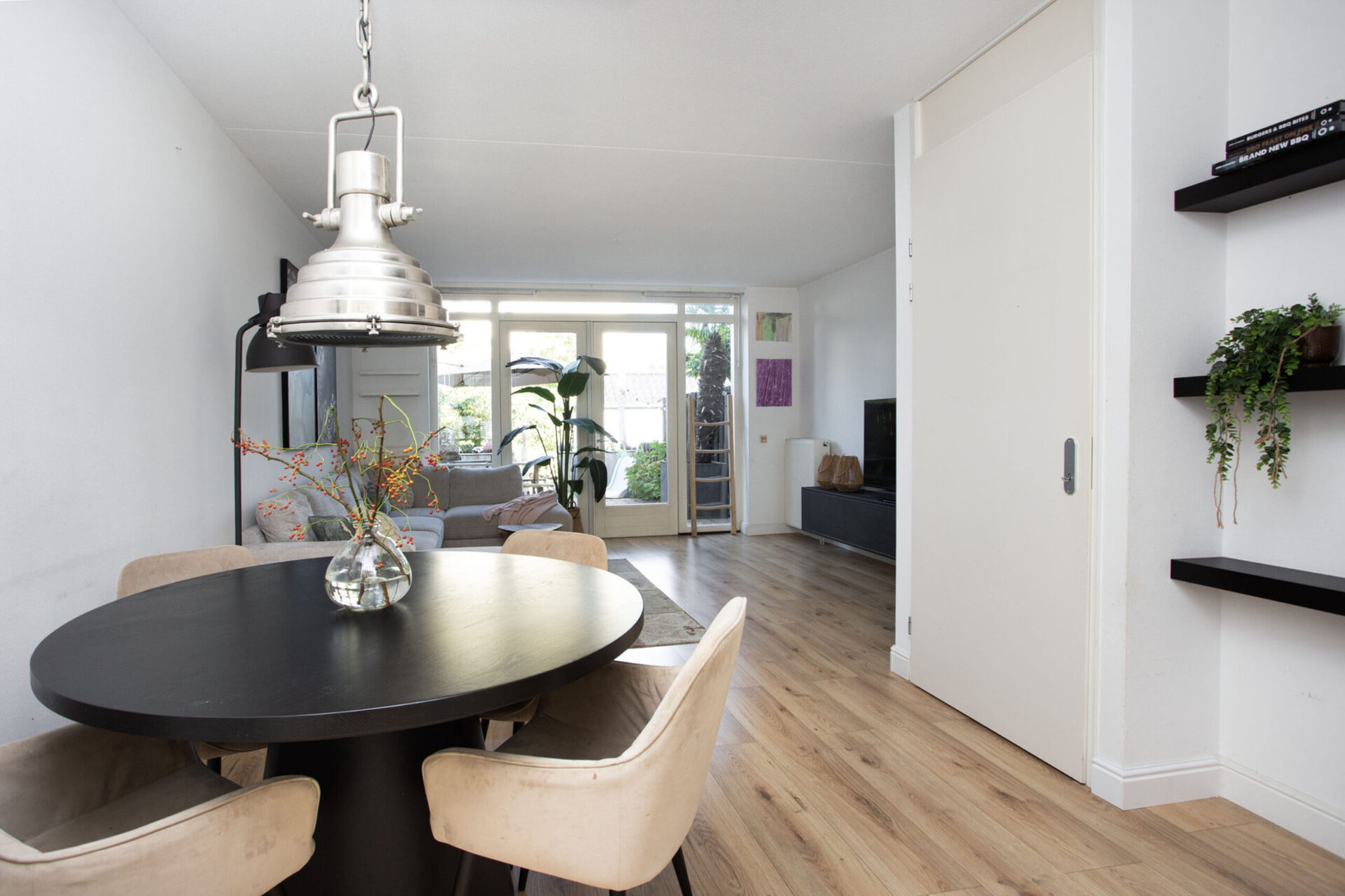 Tussenwoning te koop: Theo van Doesburgstraat 70, Utrecht