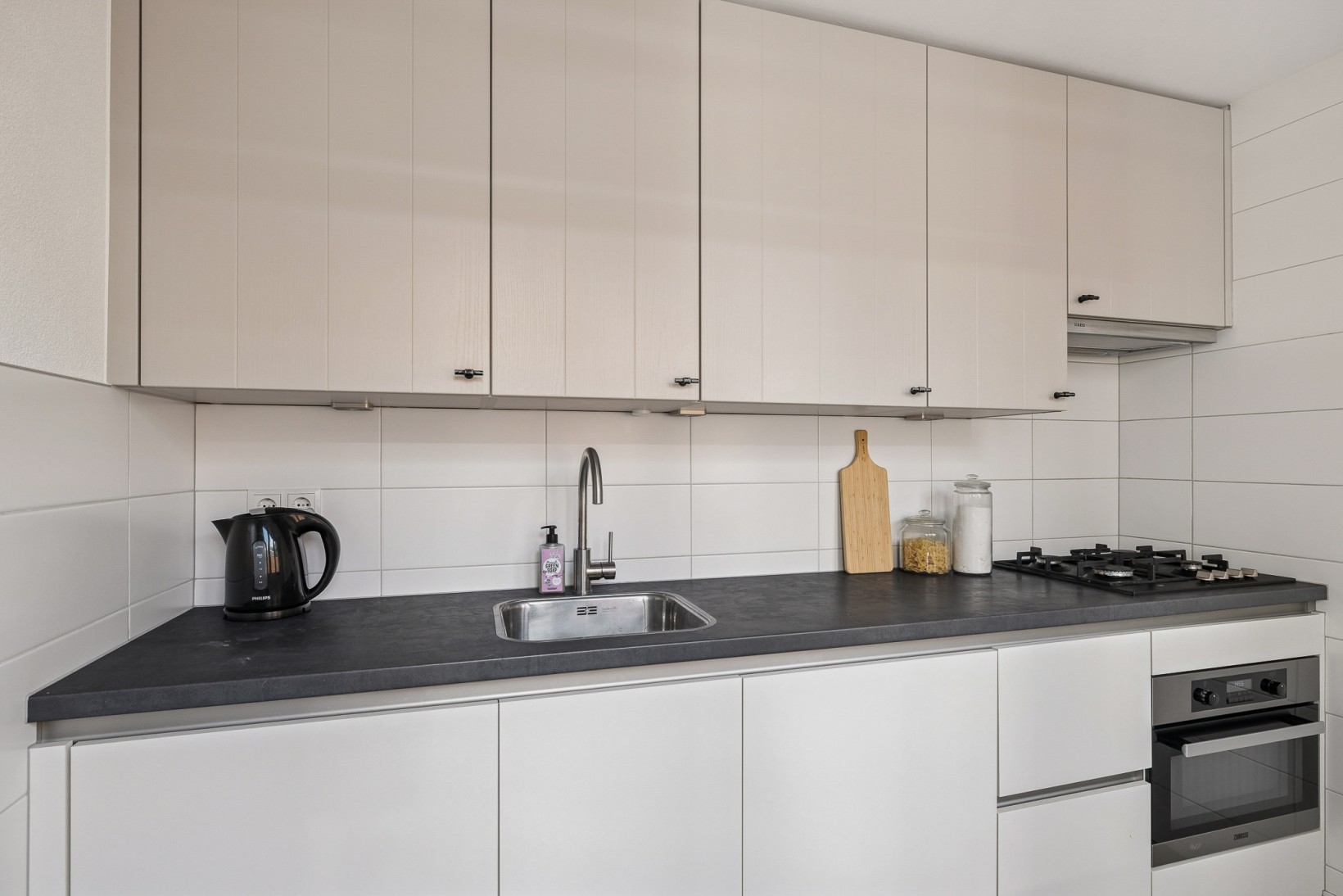 Tussenwoning te koop: Knopstraat 7, Utrecht