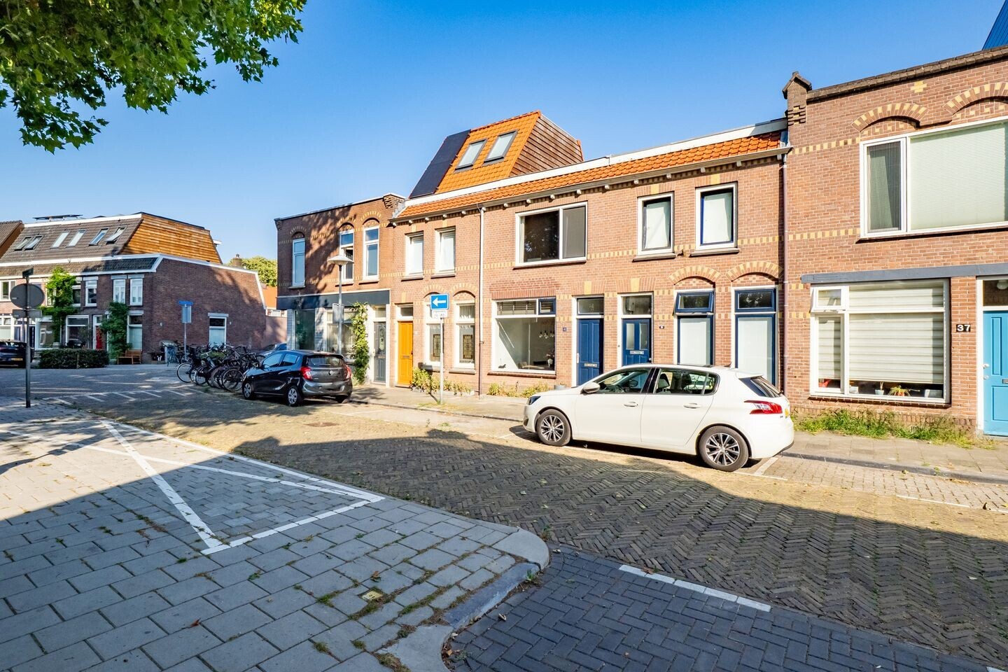 Tussenwoning te koop: Korenbloemstraat 41, Utrecht