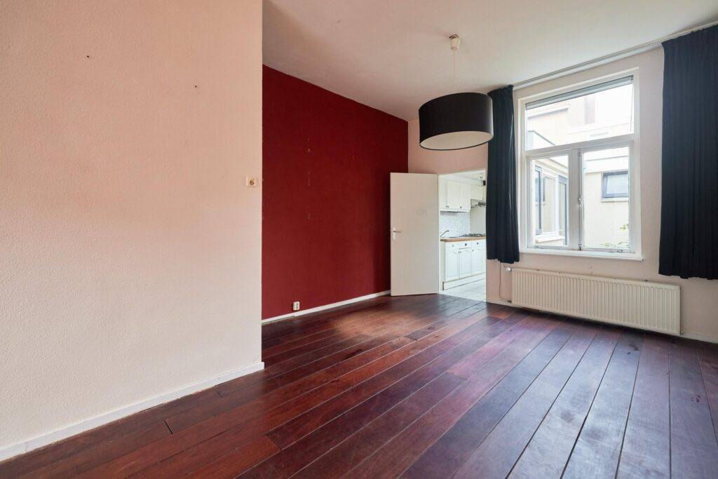 Tussenwoning te koop: Jasmijnstraat 25, Utrecht