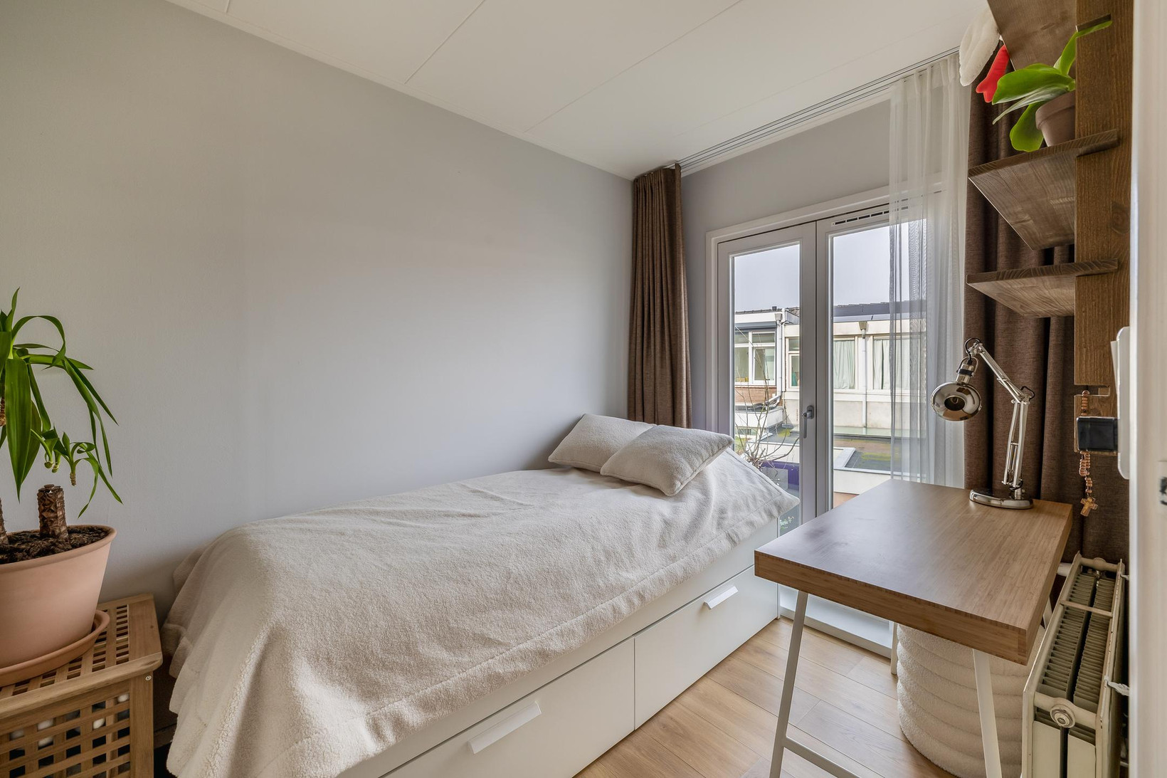Tussenwoning te koop: Asterstraat 27, Utrecht
